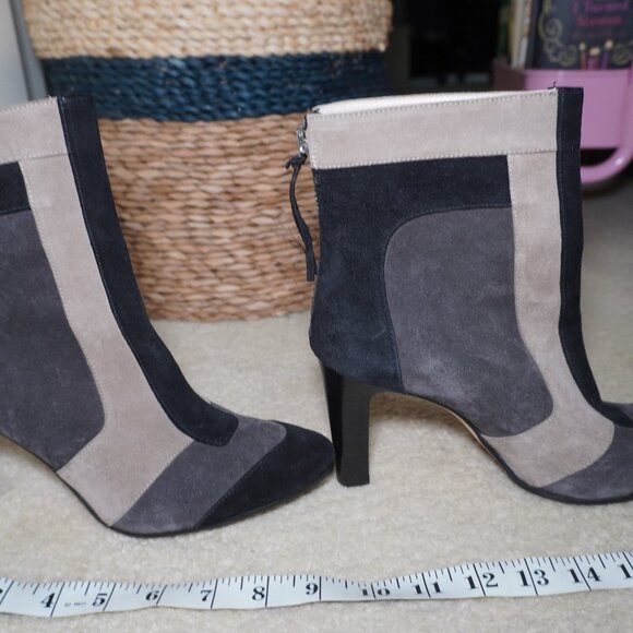 Cavallini Womens Color Block Heeled Suede Ankle Boots Size Eur 38 US 7.5 - Picture 3 of 9